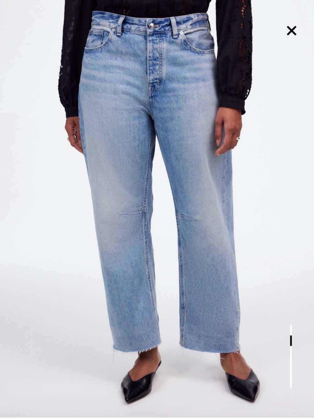 Madewell Light Wash Curvy Darted Barrel-Leg Jeans